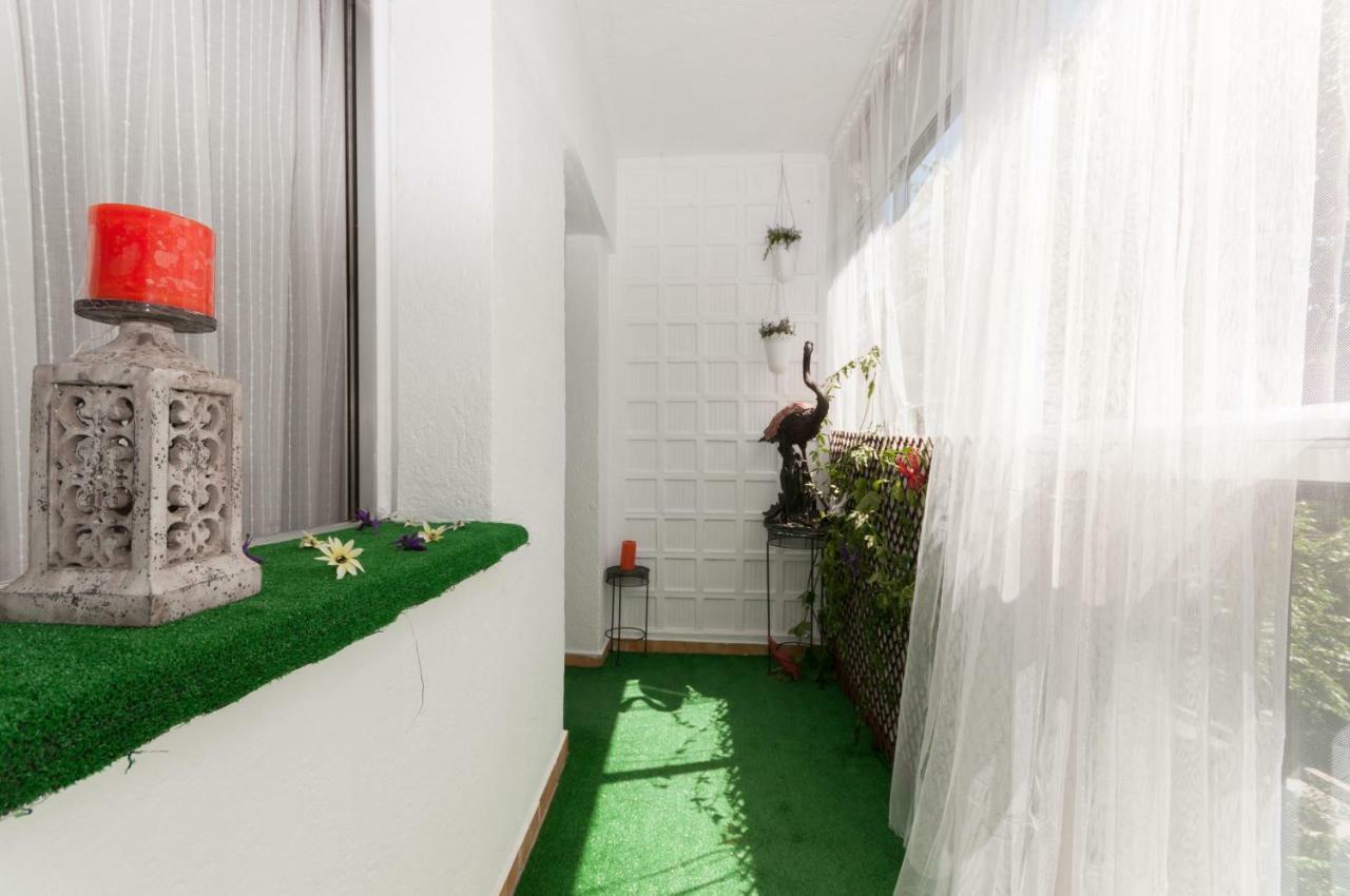 32 Marques Real Apartman Madrid Kültér fotó